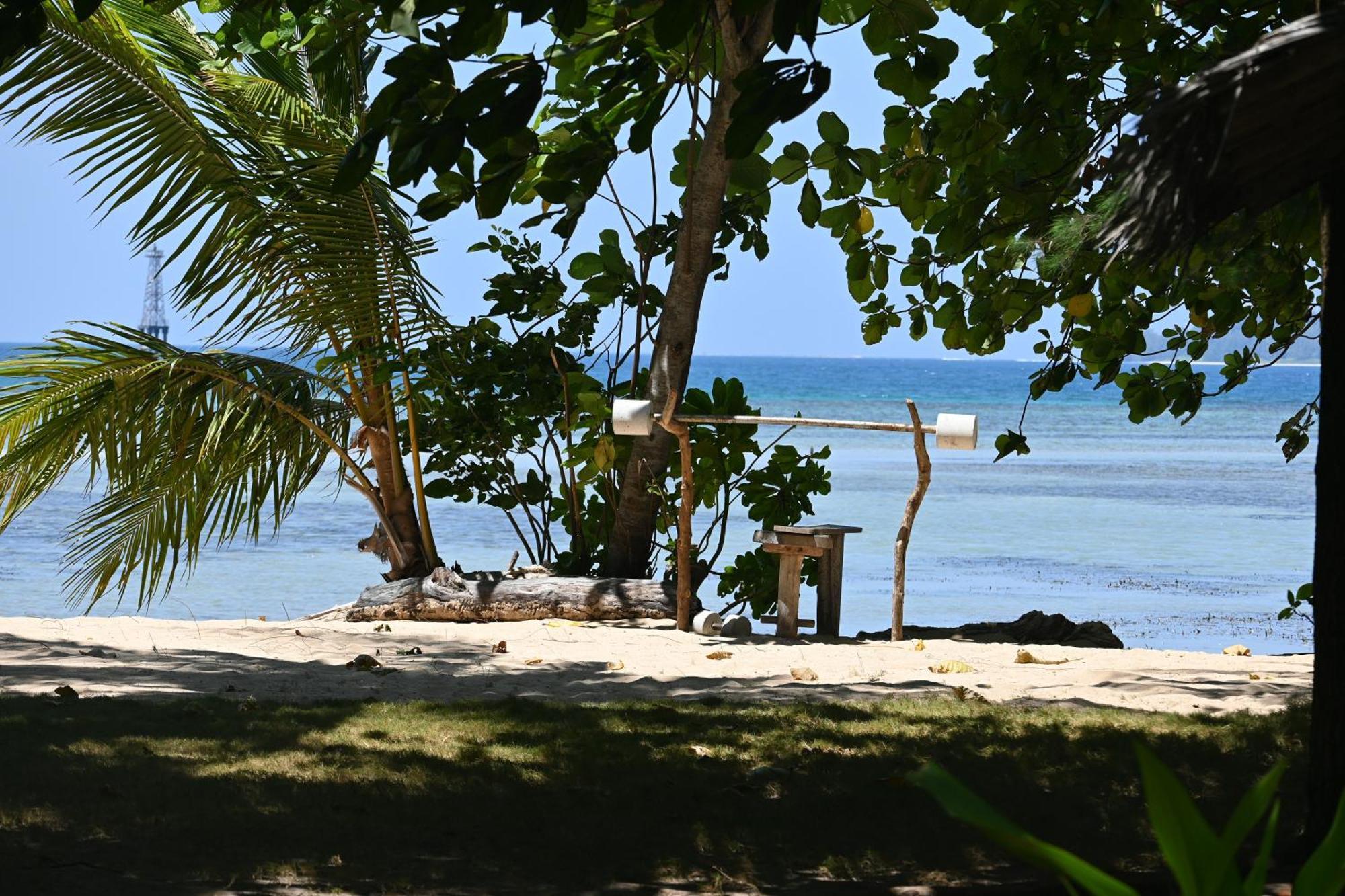 Bunga Jabe Villa Karimunjawa Exterior photo