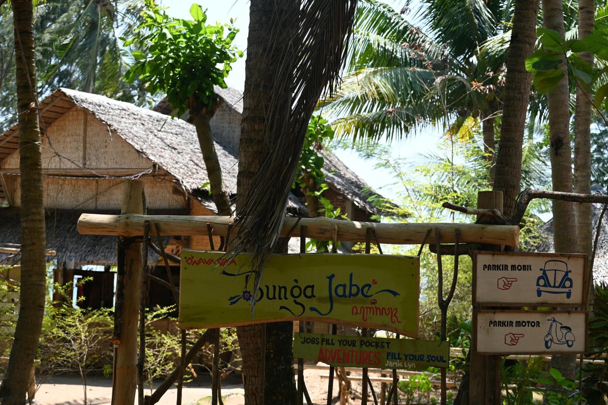 Bunga Jabe Villa Karimunjawa Exterior photo